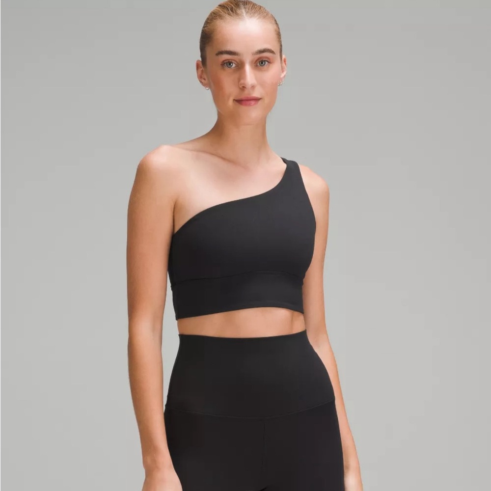 NWT Size 4 Lululemon Align Asymmetrical Bra A/B